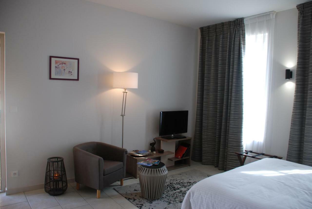Saint-Magne-de-Castillon Les Ambeles Bed & Breakfast エクステリア 写真