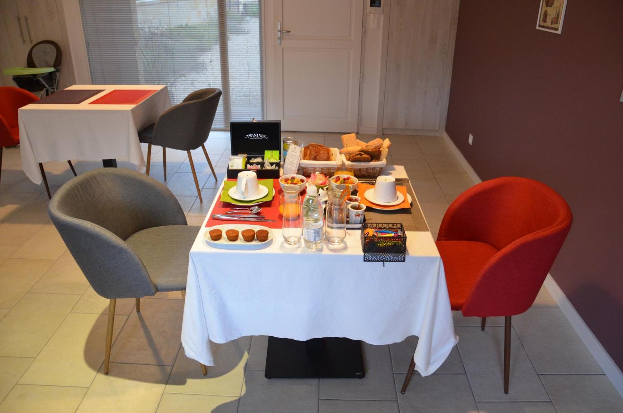 Saint-Magne-de-Castillon Les Ambeles Bed & Breakfast エクステリア 写真